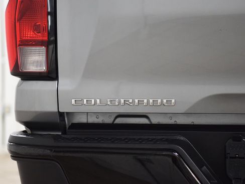 Used 2024 Chevrolet Colorado Trail Boss w/ Technology Package AWD/4WD image 22
