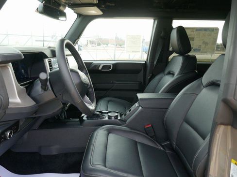 New 2025 Ford Bronco Outer Banks image 13