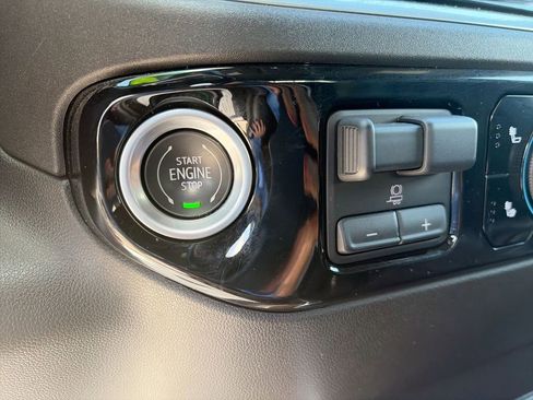 Used 2022 Chevrolet Silverado 1500 LT w/ All Star Edition Plus image 24