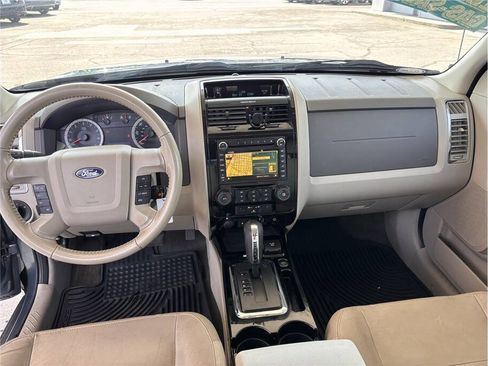 Used 2010 Ford Escape Limited AWD/4WD image 10