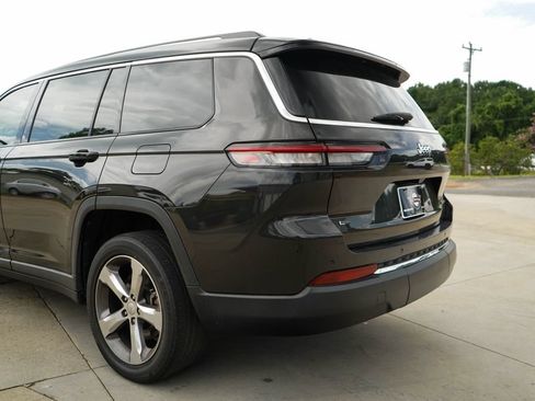 Used 2021 Jeep Grand Cherokee L Limited RWD image 21