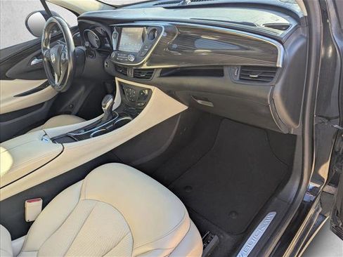 Used 2020 Buick Envision Preferred image 19
