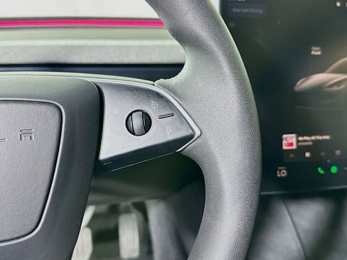 Used 2025 Tesla Model 3 Long Range image 17