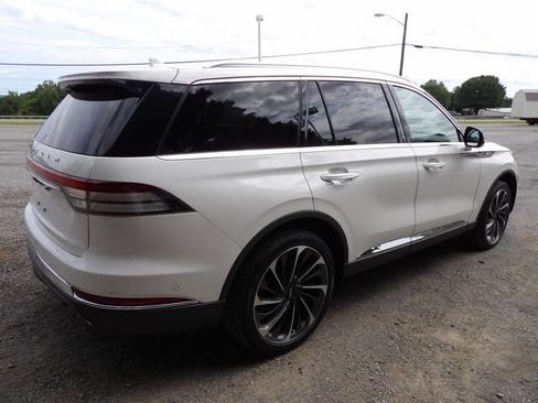 Used 2020 Lincoln Aviator Reserve w/ Equipment Group 202A AWD/4WD image 4