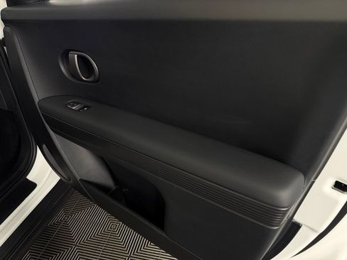 Used 2025 Hyundai Ioniq 5 SEL RWD image 34