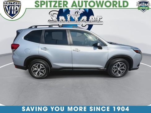 Used 2023 Subaru Forester Premium AWD/4WD image 10