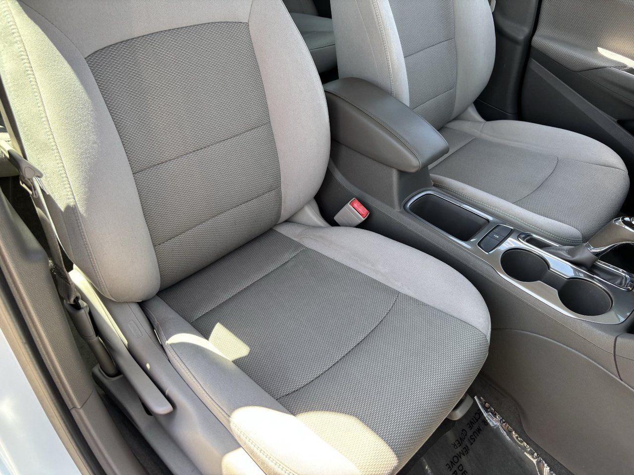 Used 2018 Chevrolet Cruze LT FWD image 8