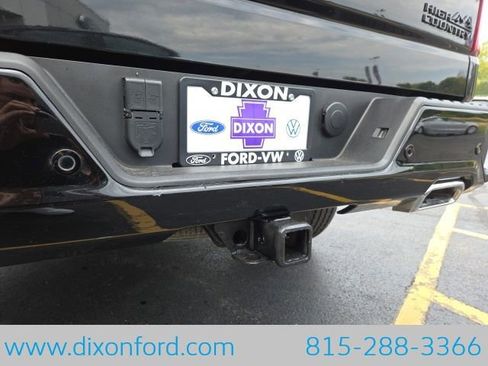 Used 2023 Chevrolet Silverado 1500 High Country image 9