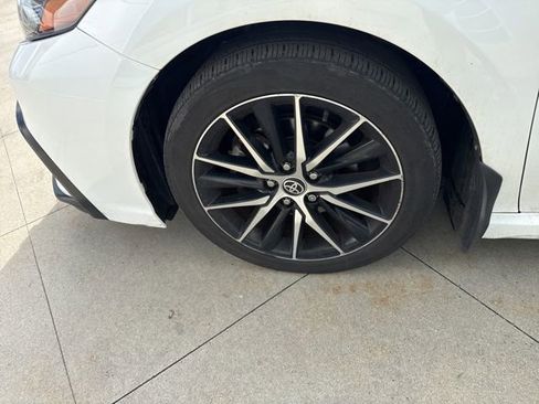 Used 2023 Toyota Camry SE w/ Cold Weather Package image 12