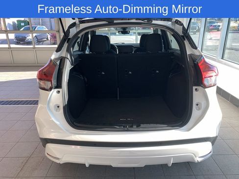 Used 2023 Nissan Kicks SR w/ Interior Electronics Package image 16