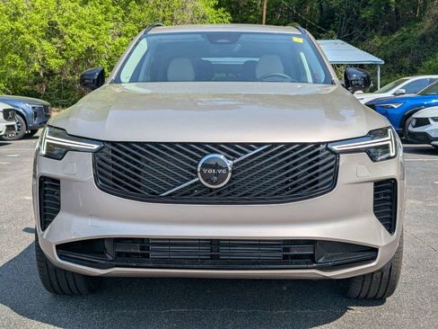 New 2026 Volvo XC90 T8 Ultra w/ Protection Package AWD/4WD image 9
