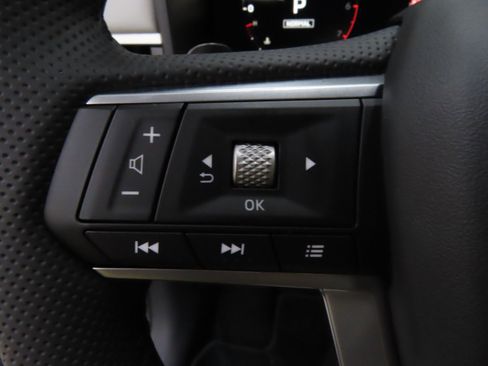 New 2025 Mitsubishi Outlander SE image 12