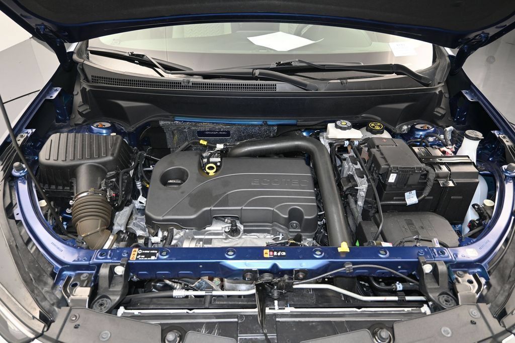 Used 2023 Chevrolet Equinox LS w/ LS Convenience Package FWD image 26
