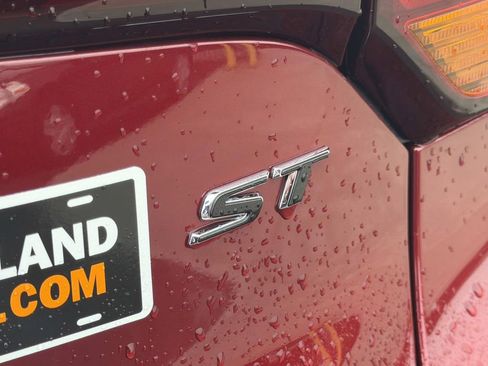 Used 2023 Buick Encore GX Select w/ Sport Touring Package image 13