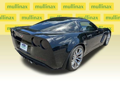 Used 2007 Chevrolet Corvette Z06 w/ Preferred Equipment Group image 2