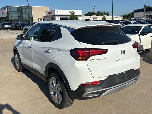 Used 2025 Buick Encore GX Preferred FWD image 4