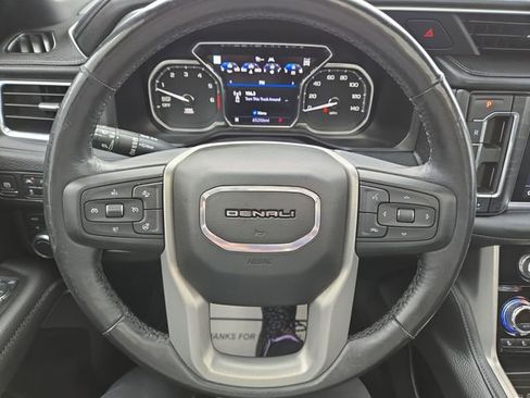 Used 2021 GMC Yukon XL Denali w/ Denali Premium Package AWD/4WD image 18