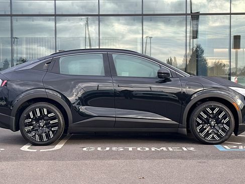 New 2026 Nissan Leaf Platinum+ w/ Cargo Package (Platinum+) image 3