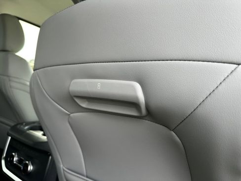 New 2026 Ford Expedition Active image 64