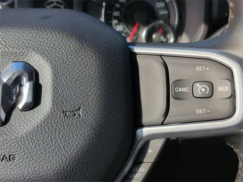 Used 2024 RAM 3500 Big Horn image 26