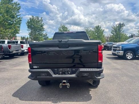 Used 2024 Chevrolet Silverado 2500 LTZ w/ LTZ Plus Package AWD/4WD image 7