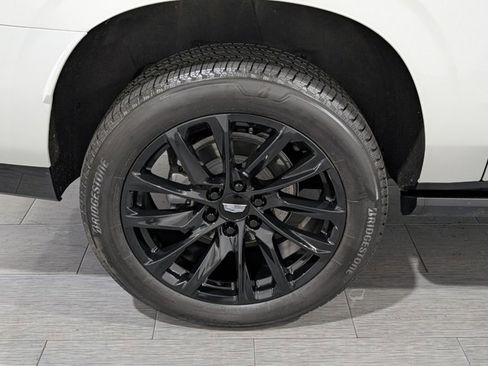 Certified 2024 Cadillac Escalade ESV Sport Platinum w/ LPO, ONYX Package image 40