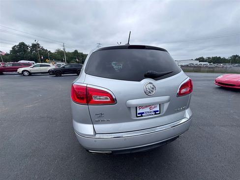 Used 2016 Buick Enclave Leather FWD image 4