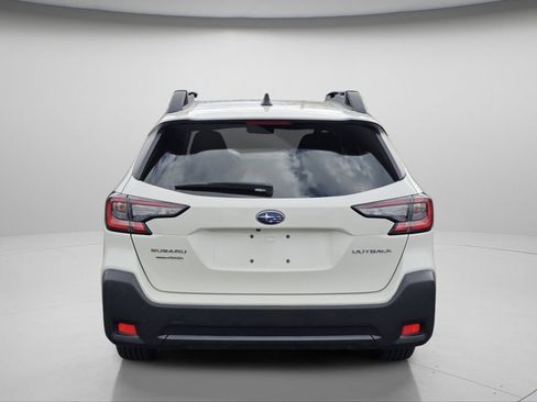 Used 2025 Subaru Outback Premium AWD/4WD image 25