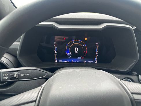 Used 2023 Chevrolet Colorado Trail Boss w/ Advanced Trailering Package AWD/4WD image 6