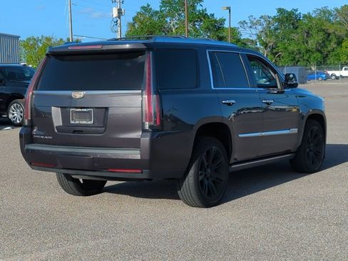 Used 2016 Cadillac Escalade Premium image 5