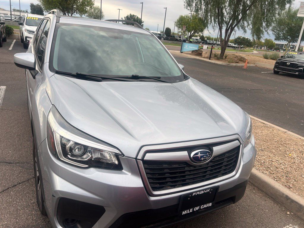 Used 2020 Subaru Forester Premium AWD/4WD image 2
