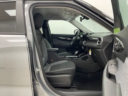 New 2026 Chevrolet TrailBlazer LT w/ Convenience Package AWD/4WD image 13