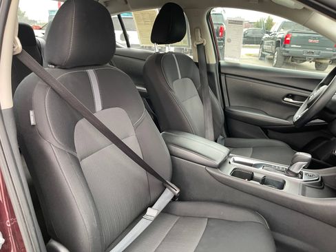 Used 2024 Nissan Sentra SV image 27