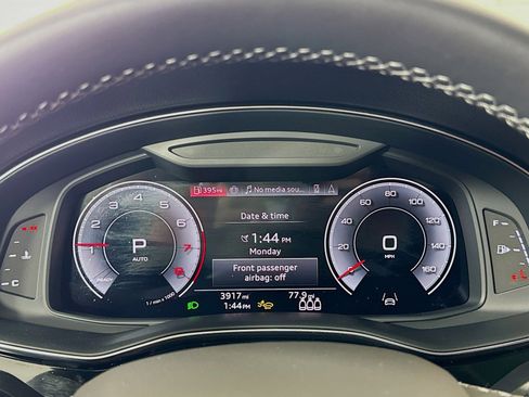 Certified 2025 Audi Q8 Premium Plus w/ Premium Plus Package image 16