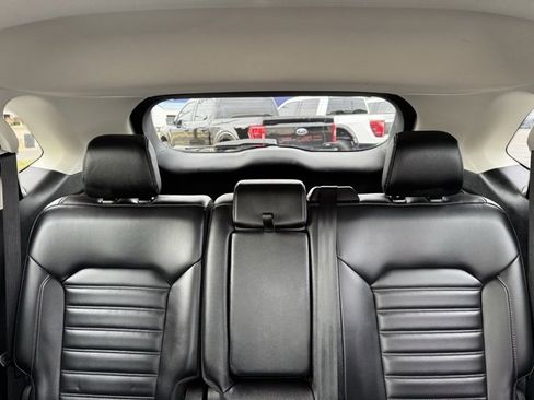 Used 2024 Ford Edge SEL w/ Convenience Package image 36