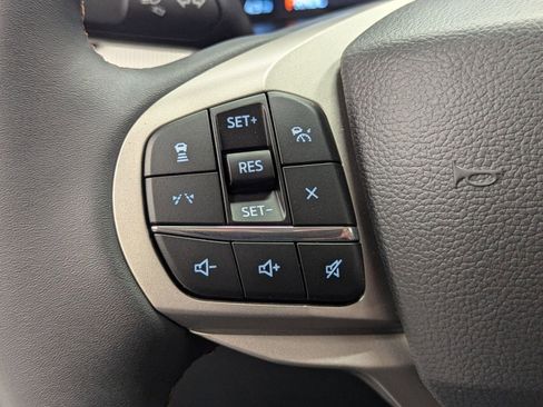 New 2026 Ford Explorer Active image 12