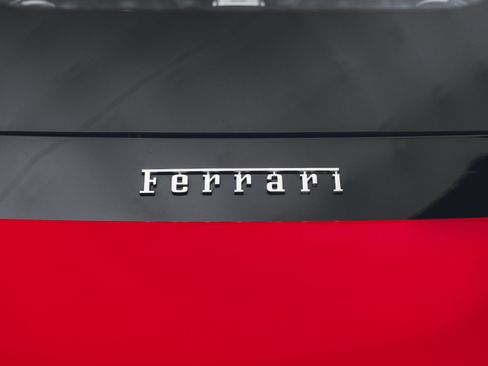 Used 2017 Ferrari 488 GTB RWD image 34