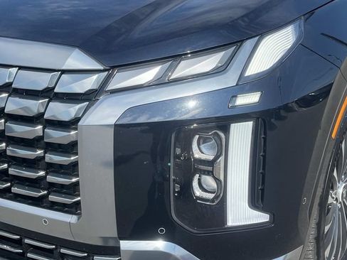 Certified 2025 Hyundai Palisade Calligraphy AWD/4WD image 9