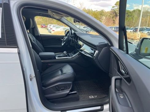 Used 2023 Audi Q7 2.0T Premium Plus w/ Premium Plus Package image 40