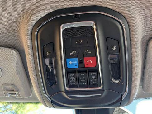 Certified 2022 Jeep Grand Cherokee L Limited AWD/4WD image 20