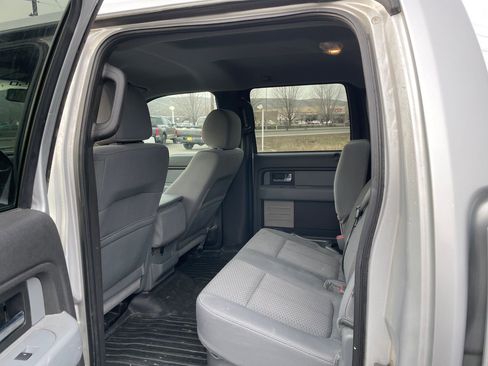 Used 2013 Ford F150 XLT w/ XLT Chrome Pkg image 12