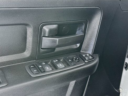 Used 2024 RAM 3500 Tradesman w/ Chrome Appearance Group AWD/4WD image 23