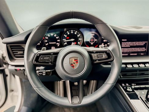 Used 2024 Porsche 911 Targa 4 w/ Premium Package image 22