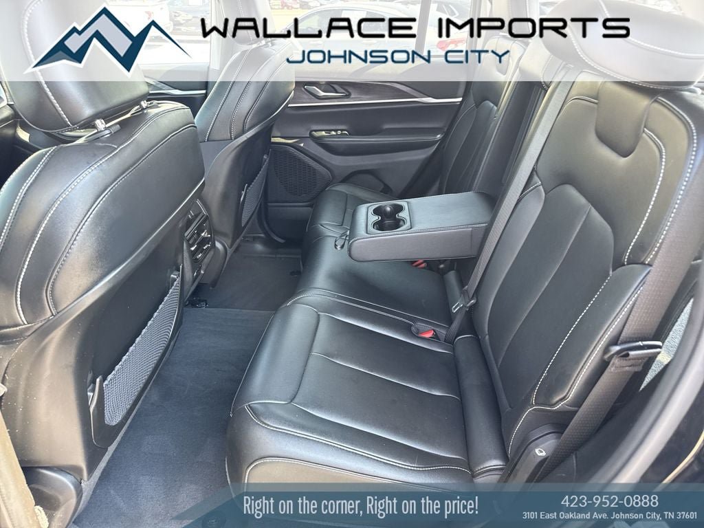 Used 2023 Jeep Grand Cherokee Limited AWD/4WD image 35
