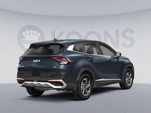 Used 2023 Kia Sportage LX image 2