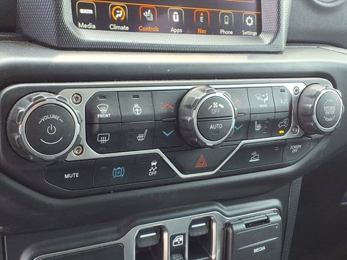 Certified 2023 Jeep Wrangler Unlimited Sahara AWD/4WD image 7