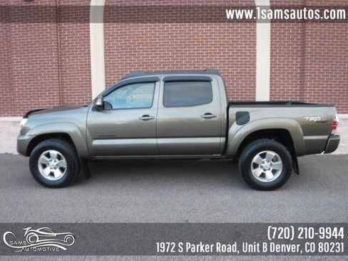 Used 2013 Toyota Tacoma 4WD Double Cab V6 AT (Natl) w/ TRD Sport Pkg image 20