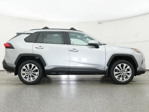 New 2025 Toyota RAV4 Limited image 27