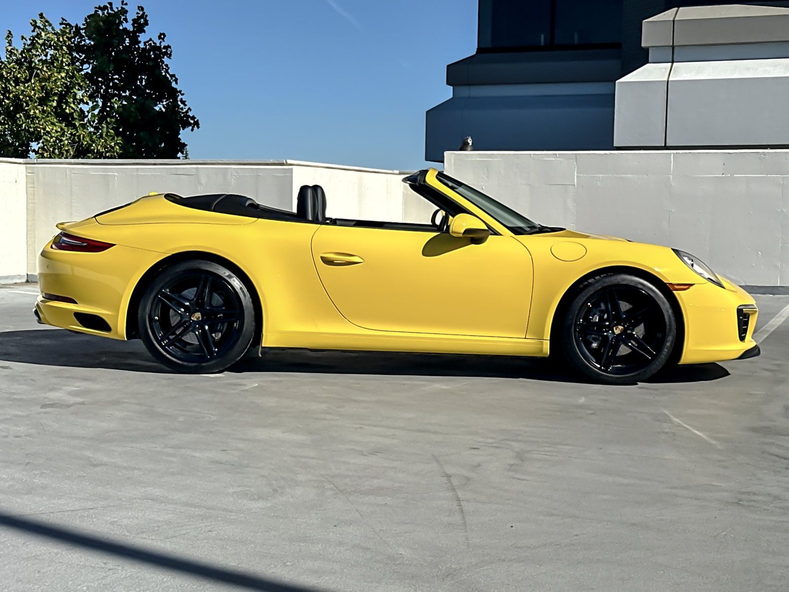 Used 2017 Porsche 911 Carrera RWD image 10