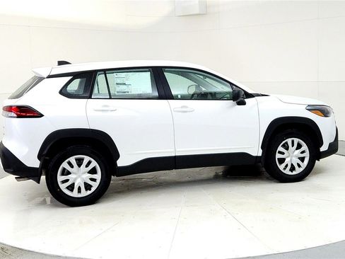 New 2026 Toyota Corolla Cross L image 6